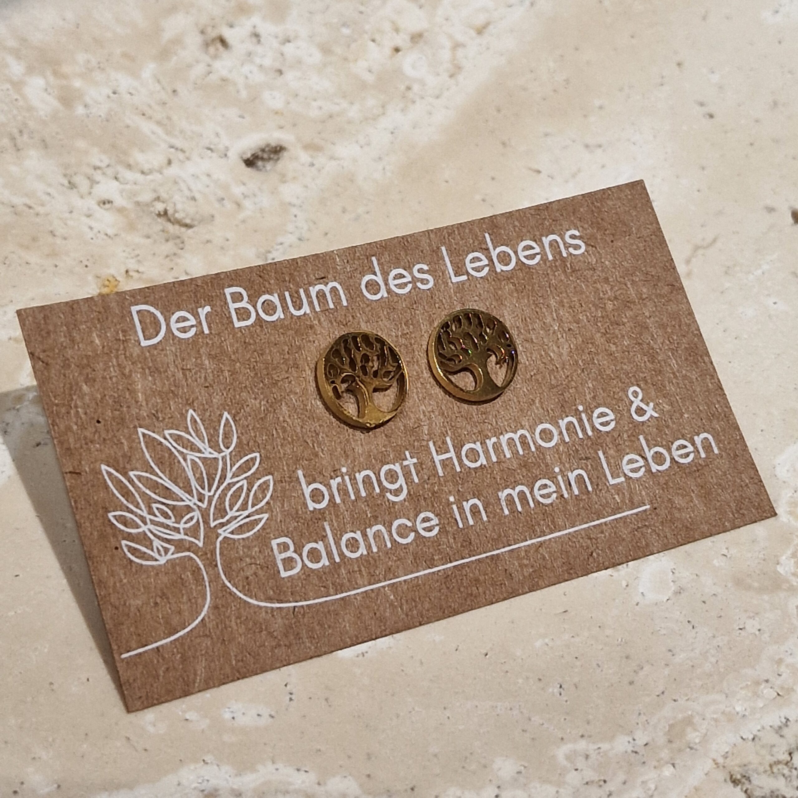 Ohrstecker, ohrringe, ohren, ohr, ohrschmuck, schmuck, schenken, geschenk, edelstahl, hypoallergen, wasserfest, farbecht, färbt nicht ab, farbe, verliert, eferding, obnerösterreich, online, einkaufen, anbieter, region, regional, kaufen, shoppen, geschäft, laden, in, meiner nähe, geschenksidee, freundin, beste, frau, ehefrau, partnerin, liebe, pflanzenlieben, freund, gold, edelstahl, biene, bee, happy