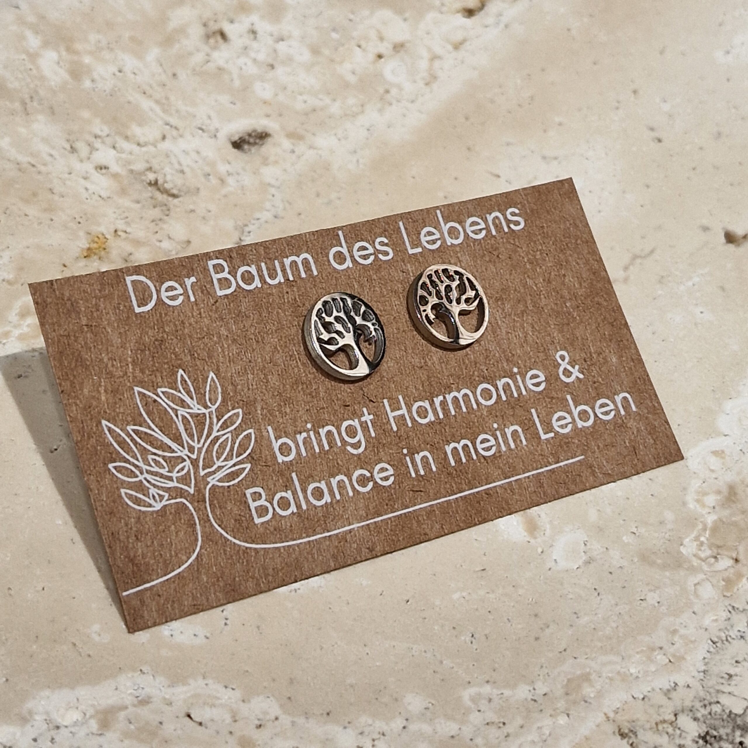 Ohrstecker, ohrringe, ohren, ohr, ohrschmuck, schmuck, schenken, geschenk, edelstahl, hypoallergen, wasserfest, farbecht, färbt nicht ab, farbe, verliert, eferding, obnerösterreich, online, einkaufen, anbieter, region, regional, kaufen, shoppen, geschäft, laden, in, meiner nähe, geschenksidee, freundin, beste, frau, ehefrau, partnerin, liebe, pflanzenlieben, freund, gold, edelstahl, biene, bee, happy